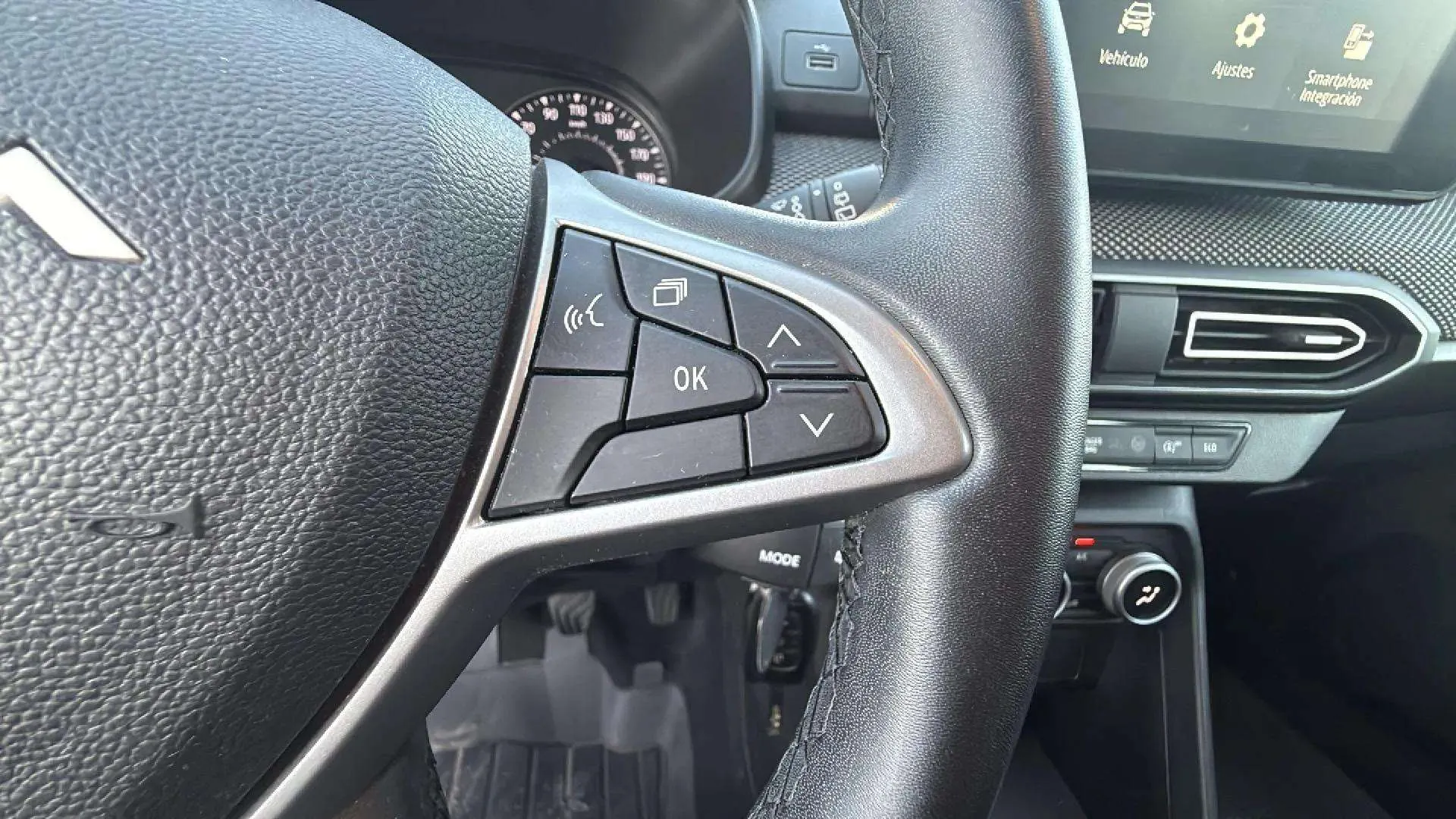 Dacia Sandero Essential TCe - foto 19