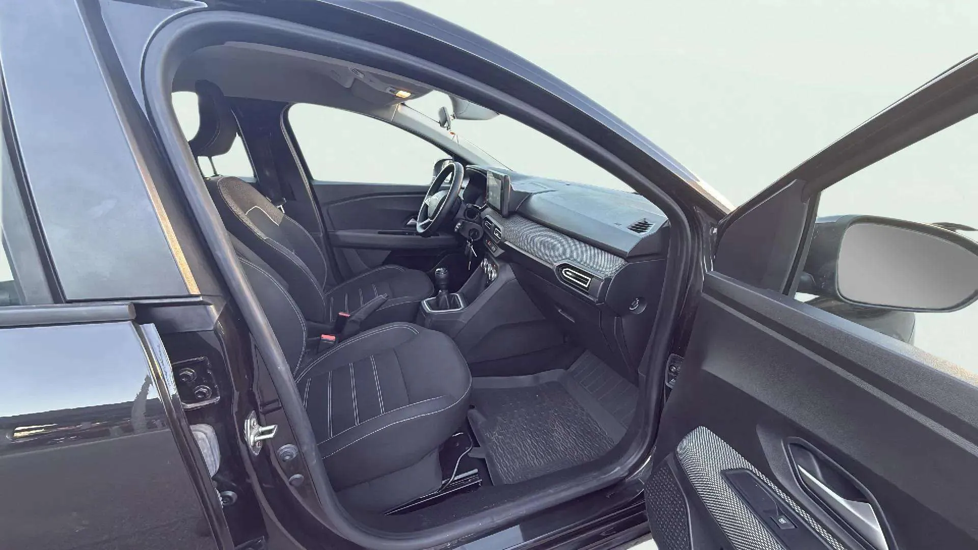Dacia Sandero Essential TCe - foto 14