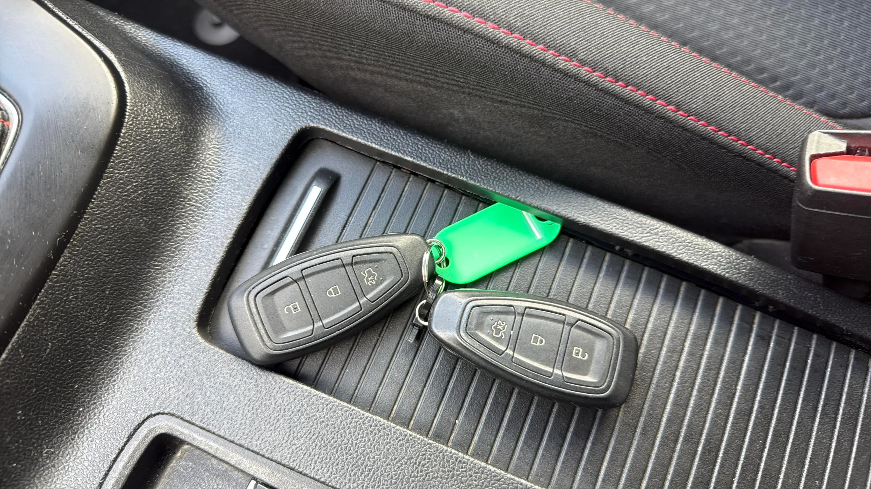 Ford Focus 1.0 EcoBoost ST-Line - foto 20