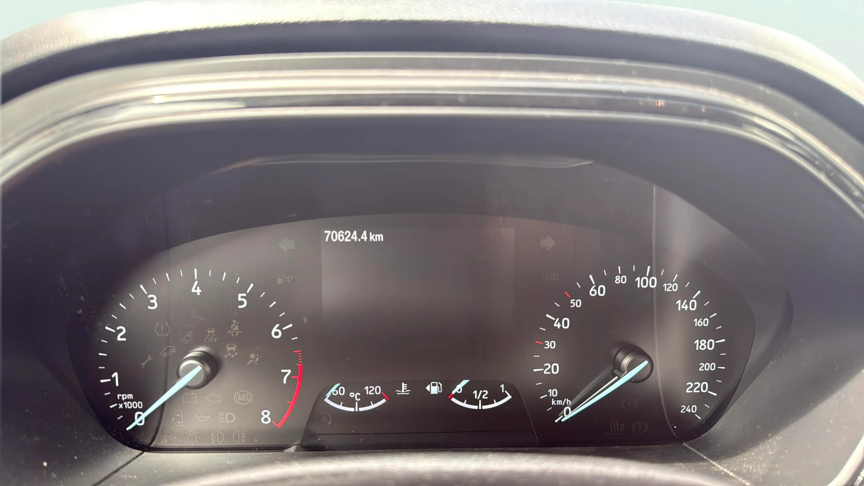 Ford Focus 1.0 EcoBoost ST-Line - foto 11