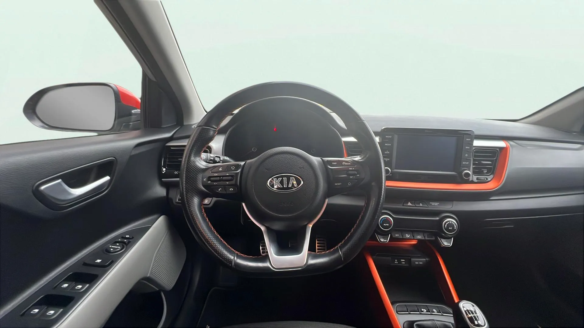 Kia Stonic 1.0 T-GDi Tech - foto 13