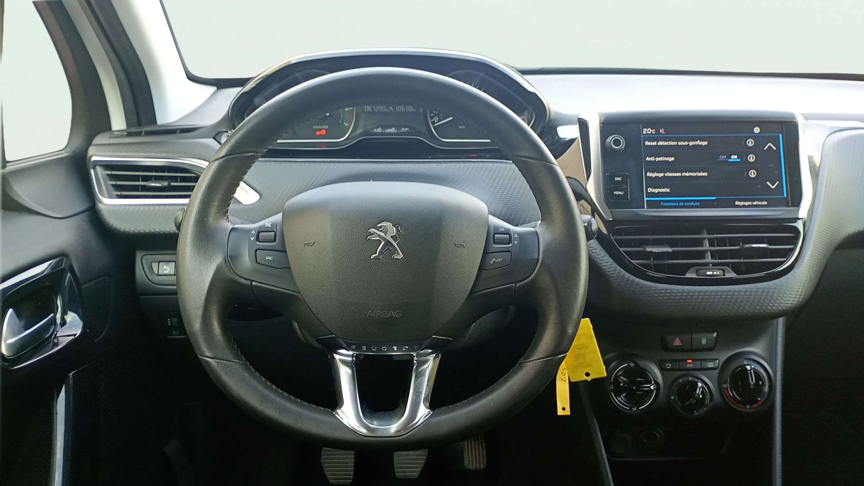 Peugeot 208 Active PureTech - foto 14