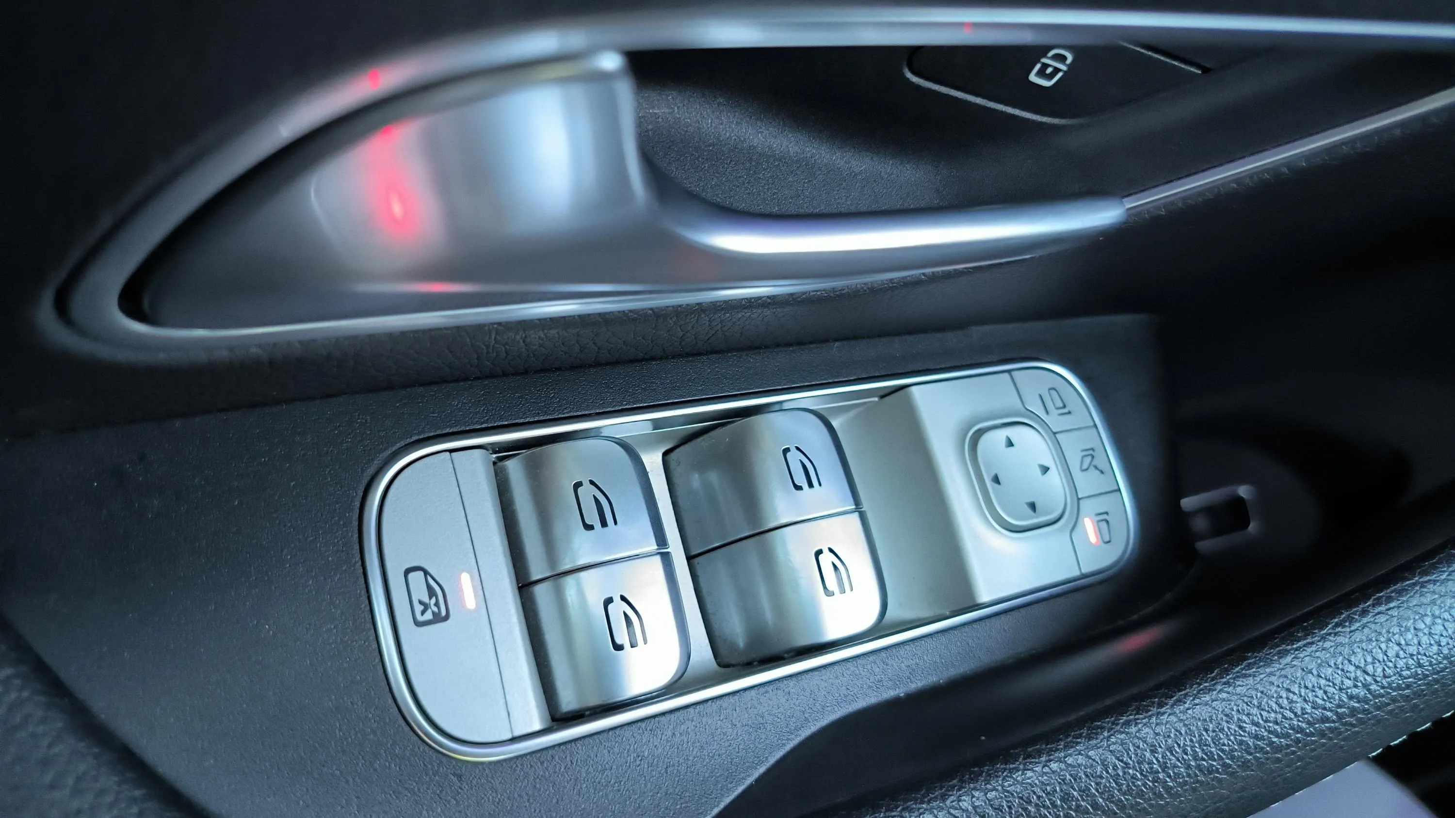 Mercedes-Benz GLE GLE400 D 4MATIC - foto 25