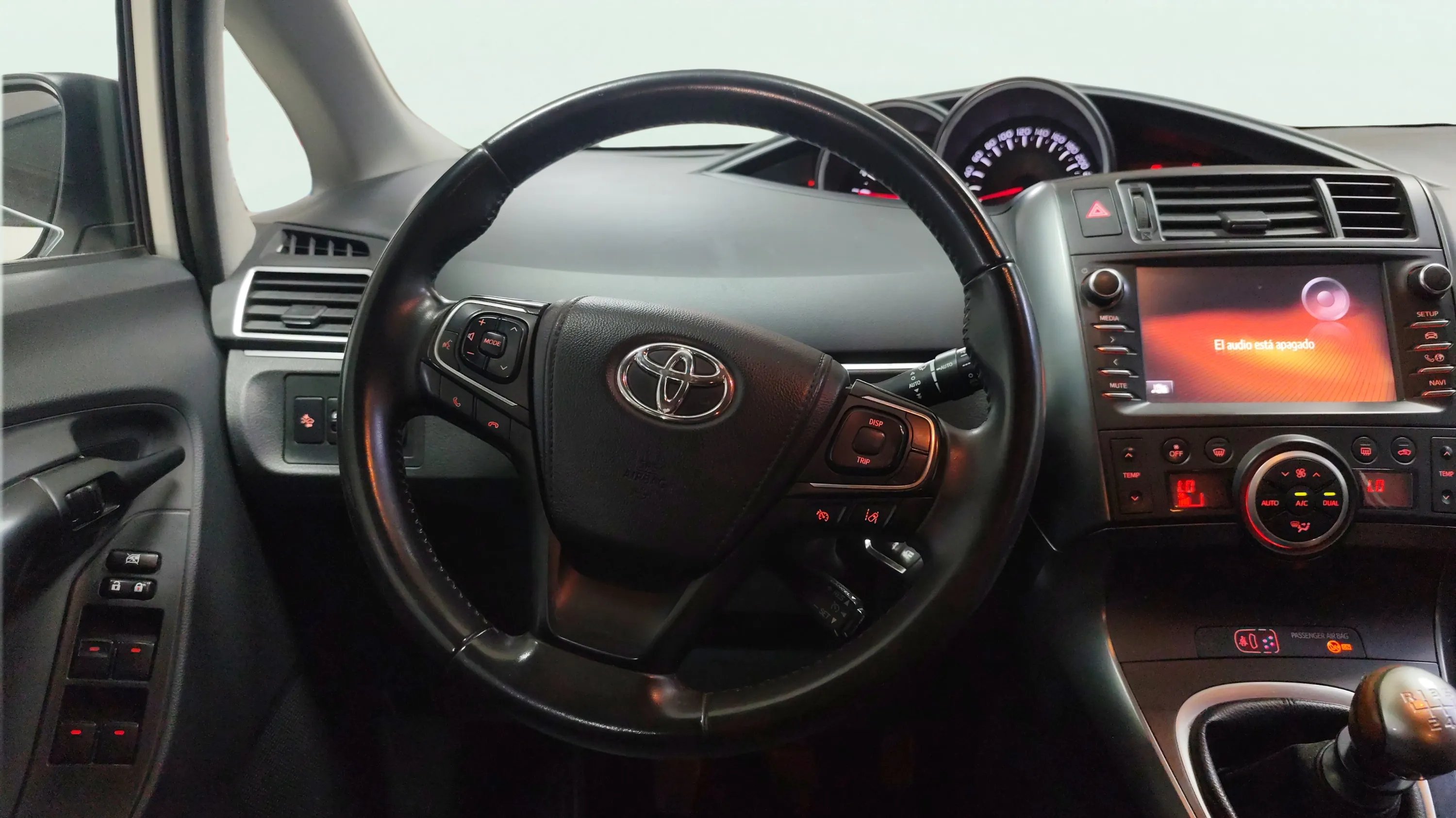 Toyota Verso - foto 13