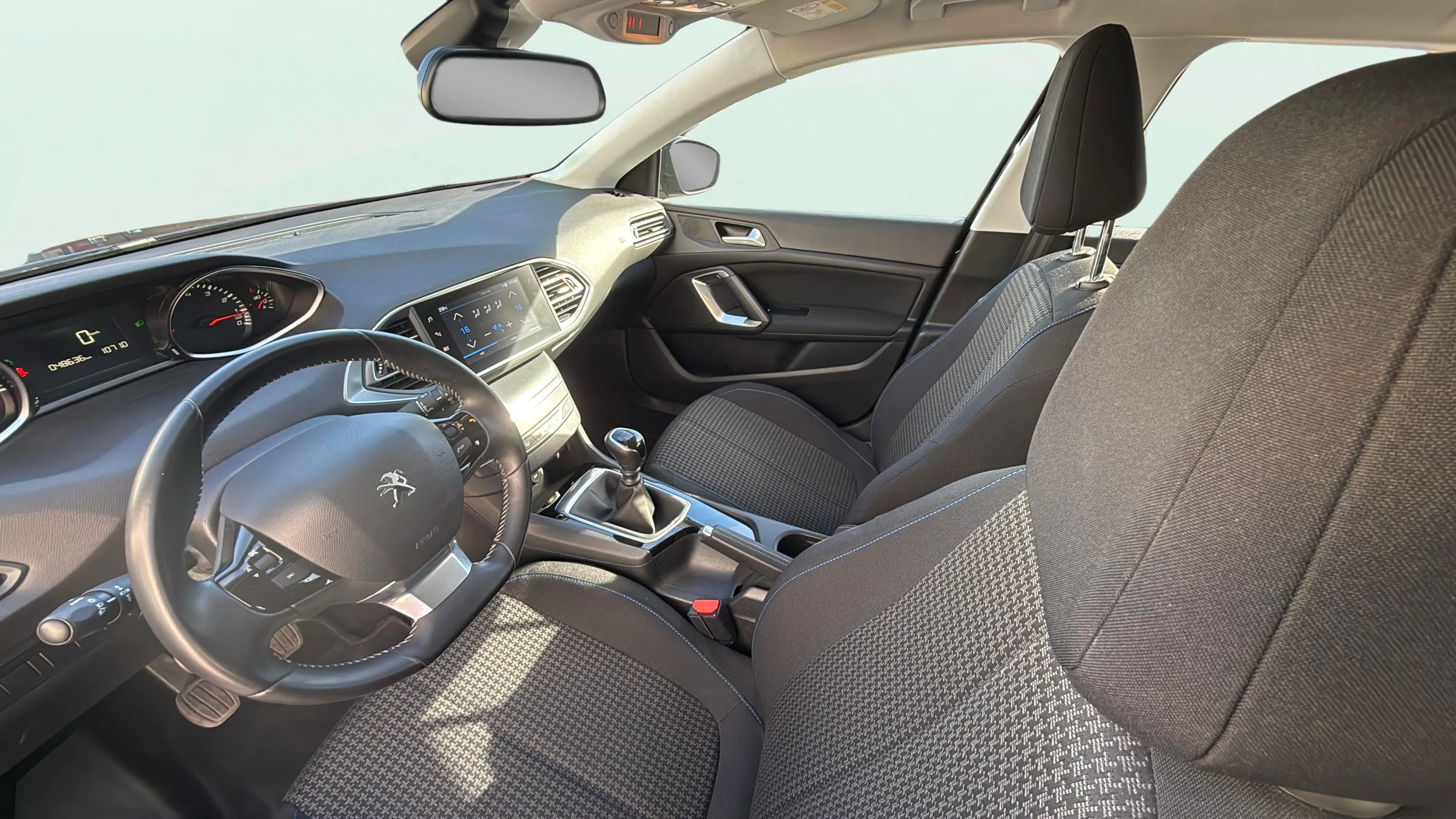 Peugeot 308 Active Pack PureTech 130 - foto 9