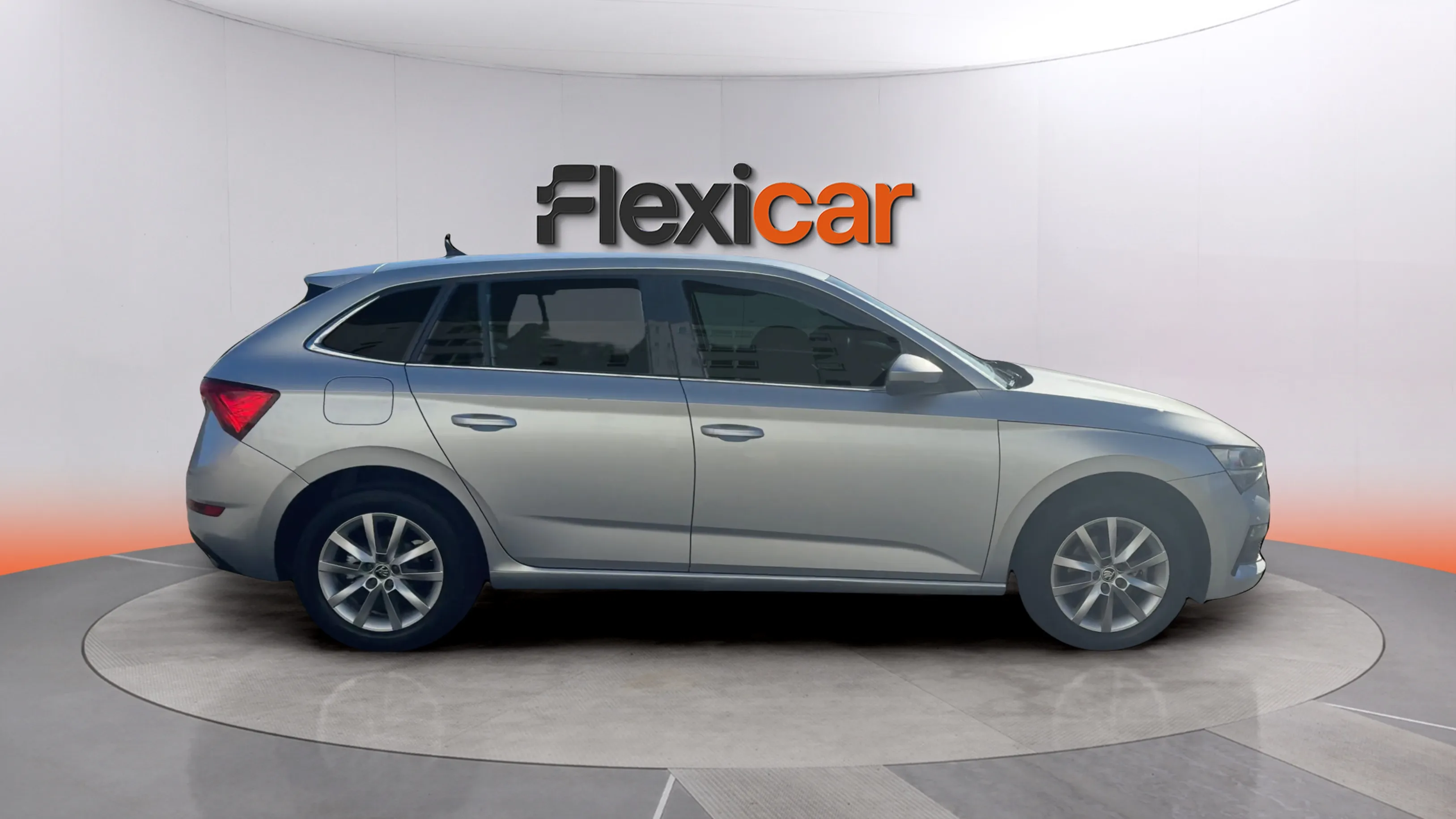 Škoda Scala 1.0 TSI Emotion - foto 2