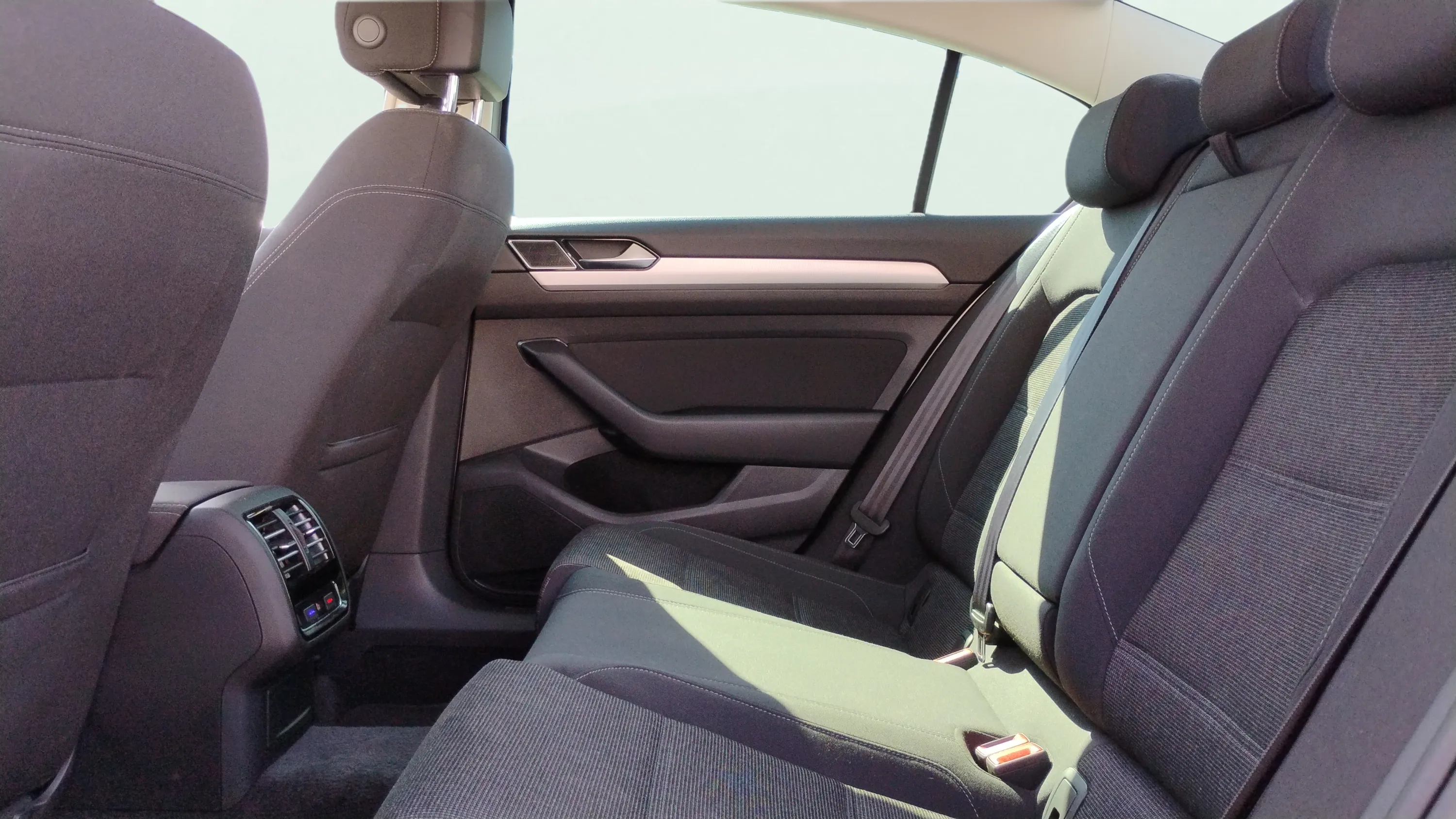 Volkswagen Passat Sport 1.4 TSI ACT - foto 19