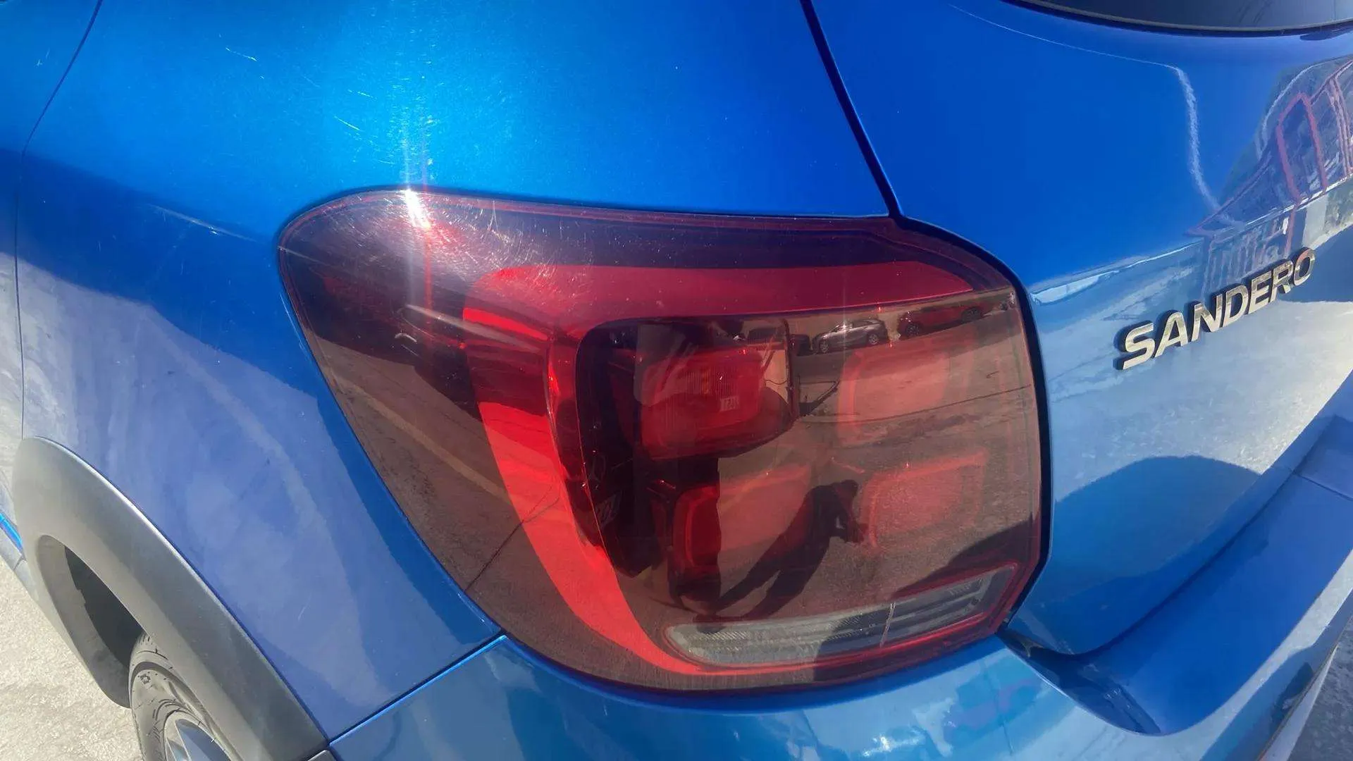 Dacia Sandero Laureate TCe - foto 11