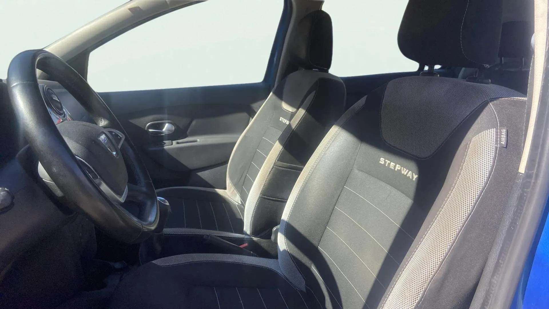 Dacia Sandero Laureate TCe - foto 21