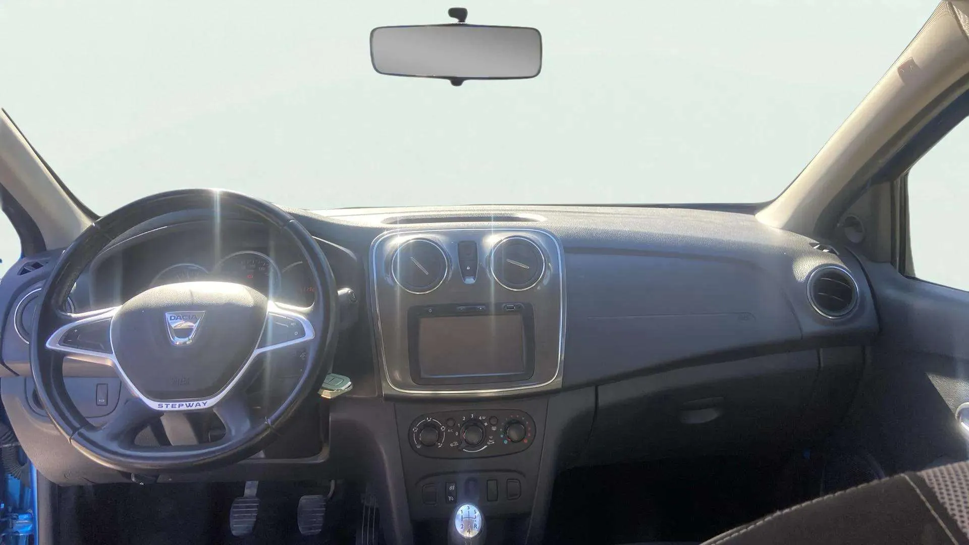 Dacia Sandero Laureate TCe - foto 16