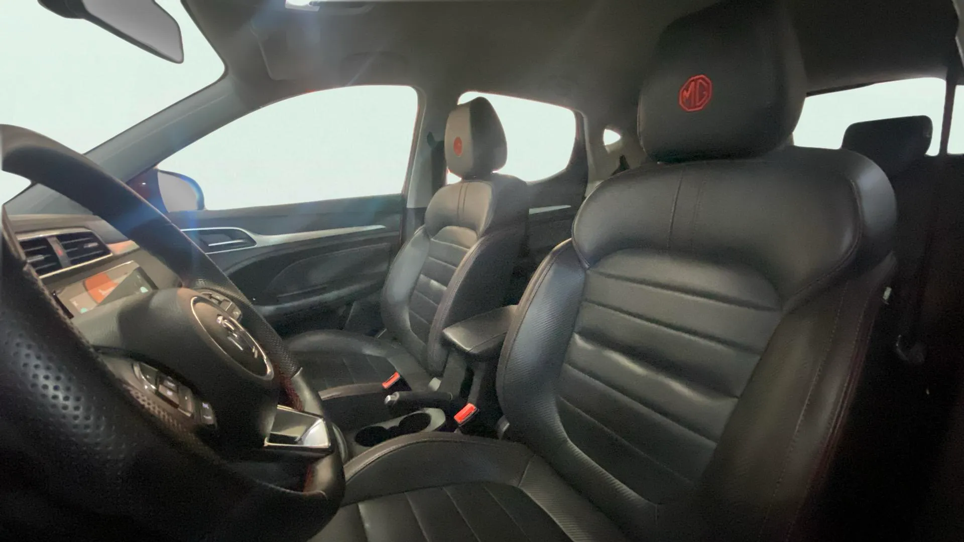 MG ZS 1.5 Luxury - foto 16