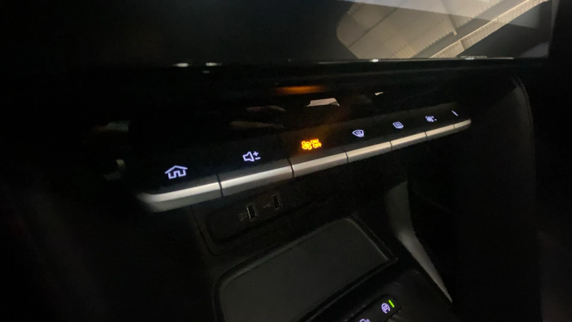 MG ZS 1.5 Luxury - foto 11