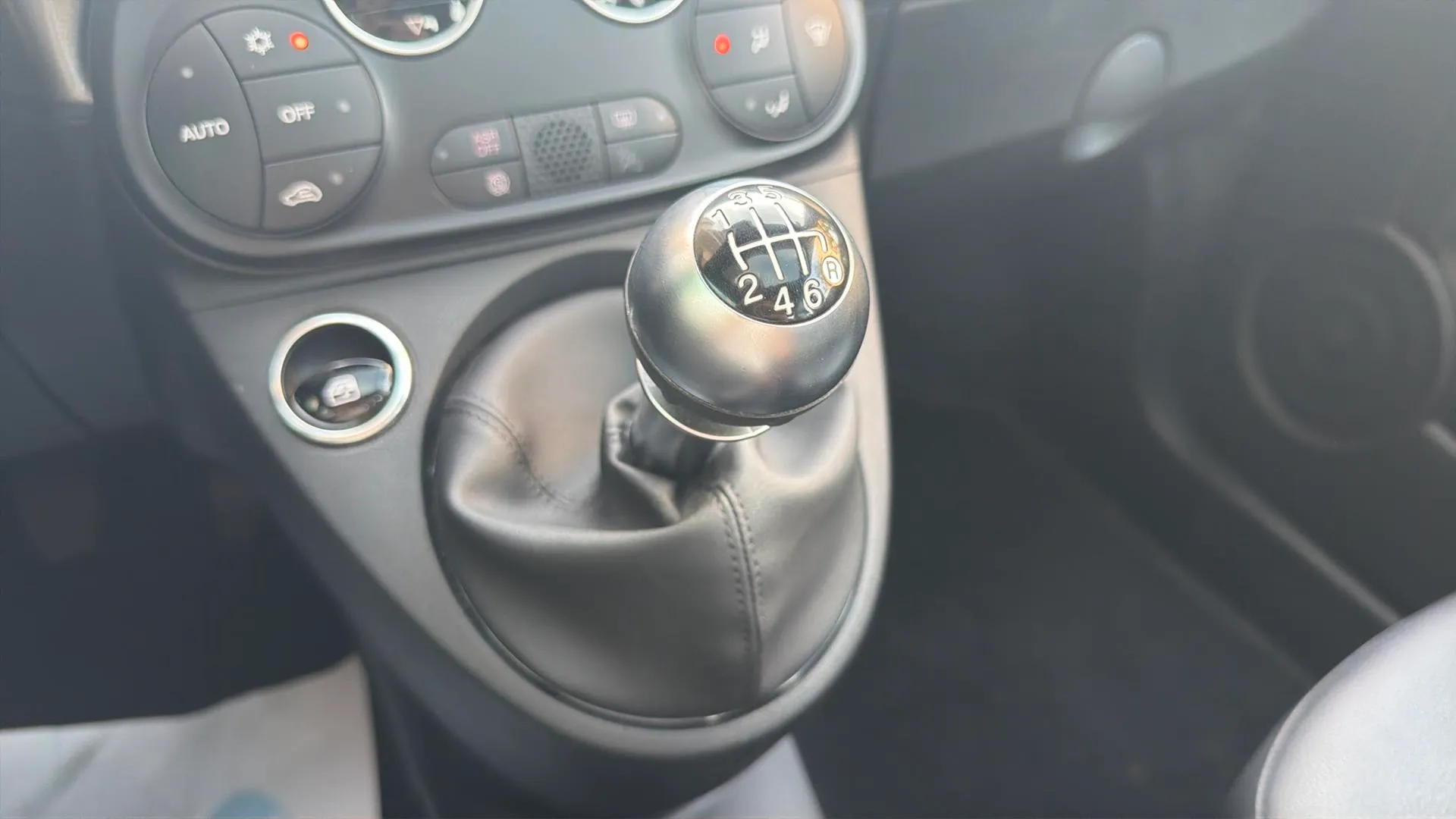 Fiat 500 Sport 1.0 Hybrid - foto 17