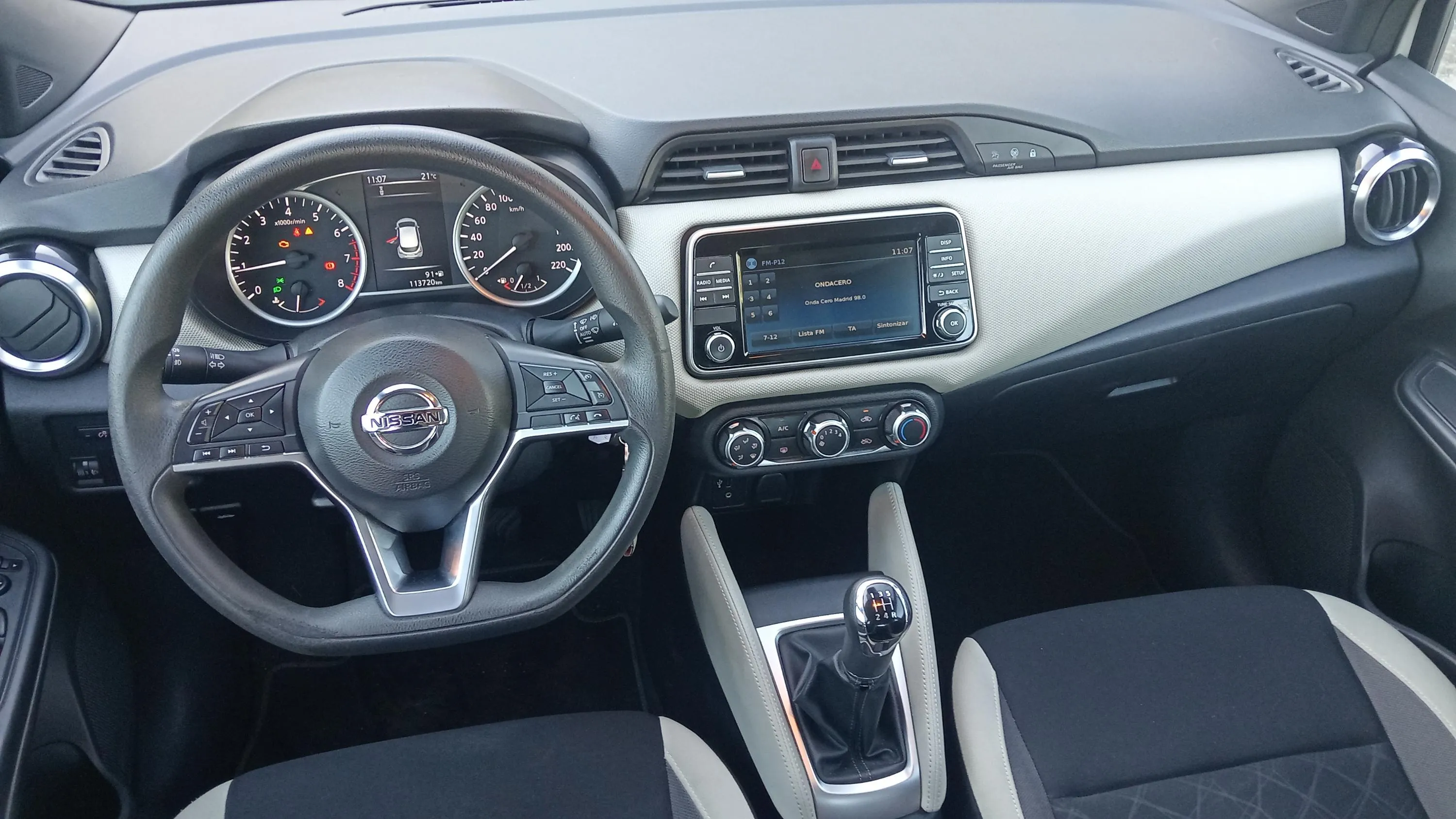 Nissan Micra 1.0G Acenta - foto 15