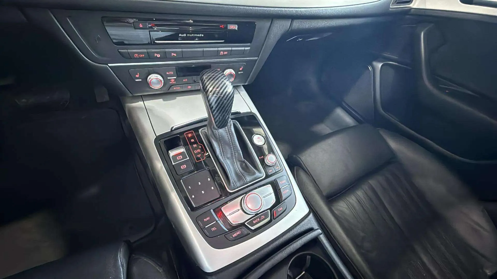 Audi A6 2.0 TDI quattro S tronic Avant - foto 13