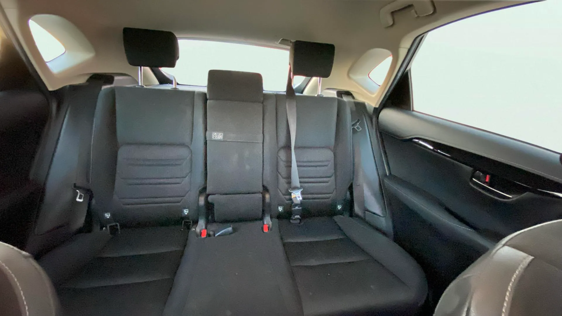 Lexus NX 2.5 300h Business 2WD - foto 14