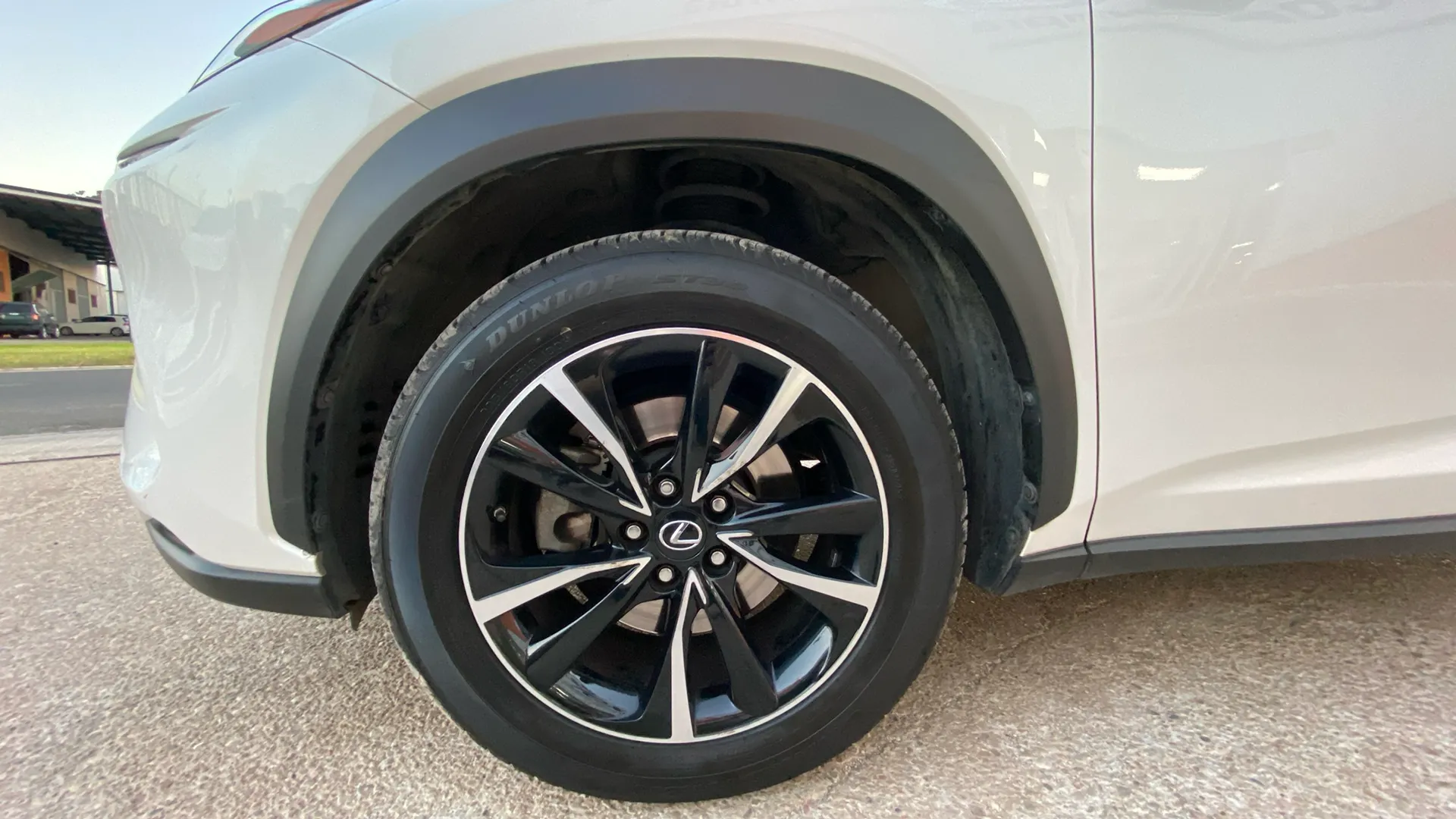 Lexus NX 2.5 300h Business 2WD - foto 22
