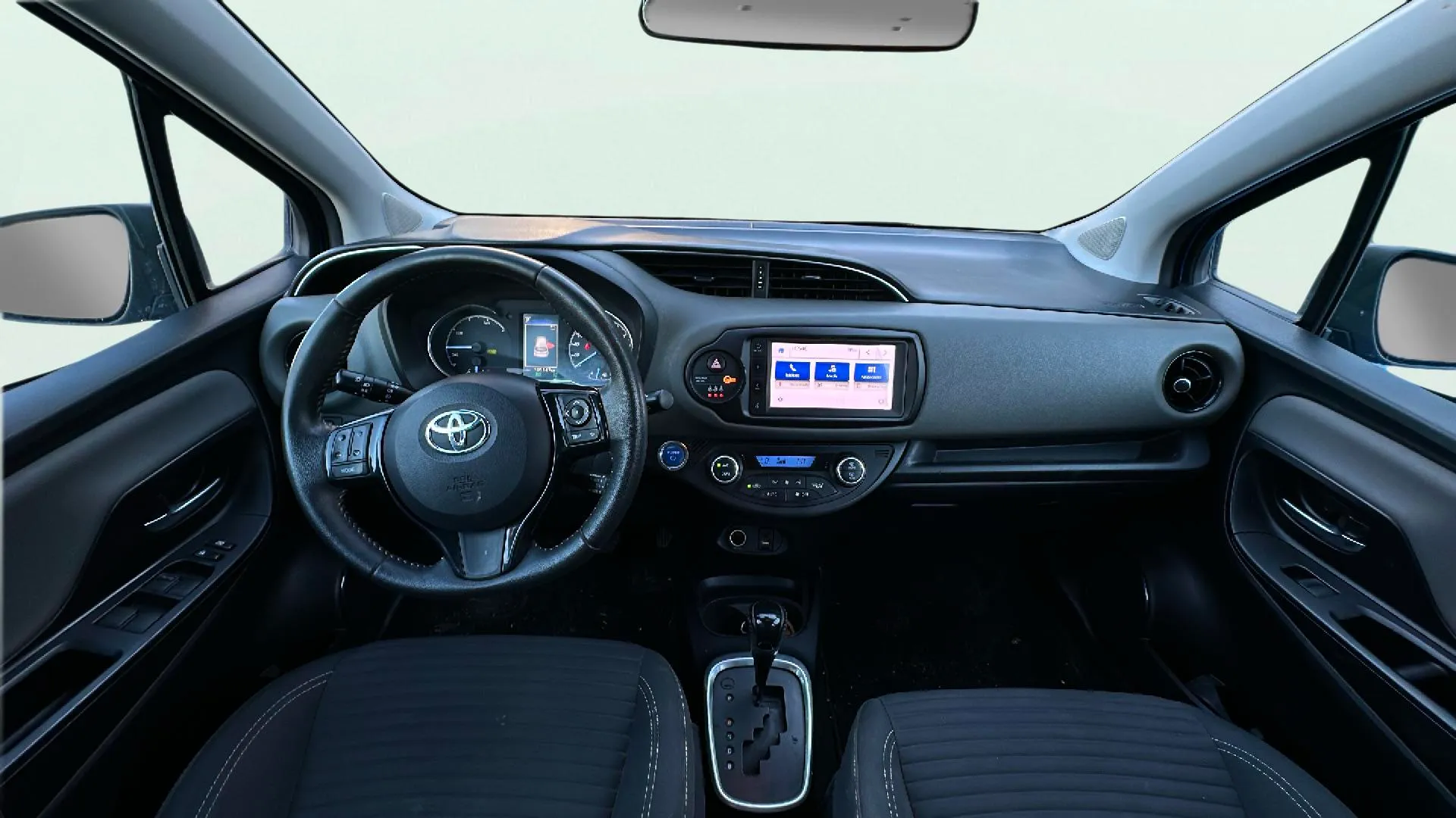 Toyota Yaris 1.5 100H Active Tech - foto 6