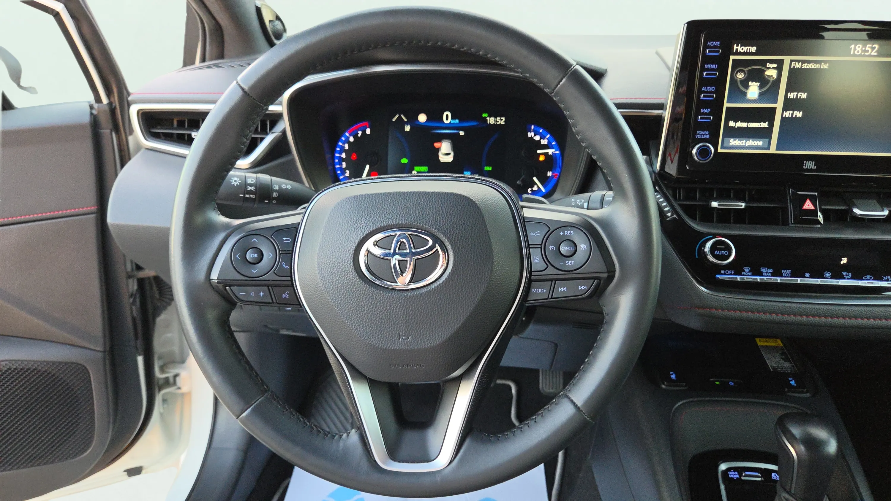 Toyota Corolla 2.0 180H Advance E-CVT Touring Sport - foto 18