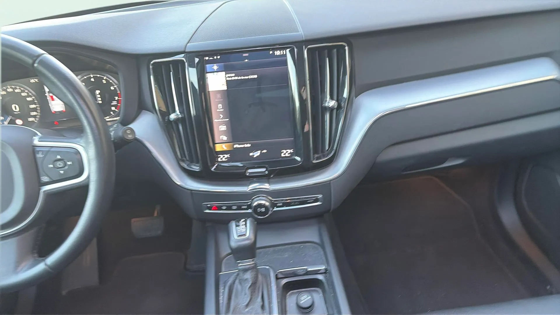 Volvo XC60 2.0 T5 AWD Inscription - foto 14