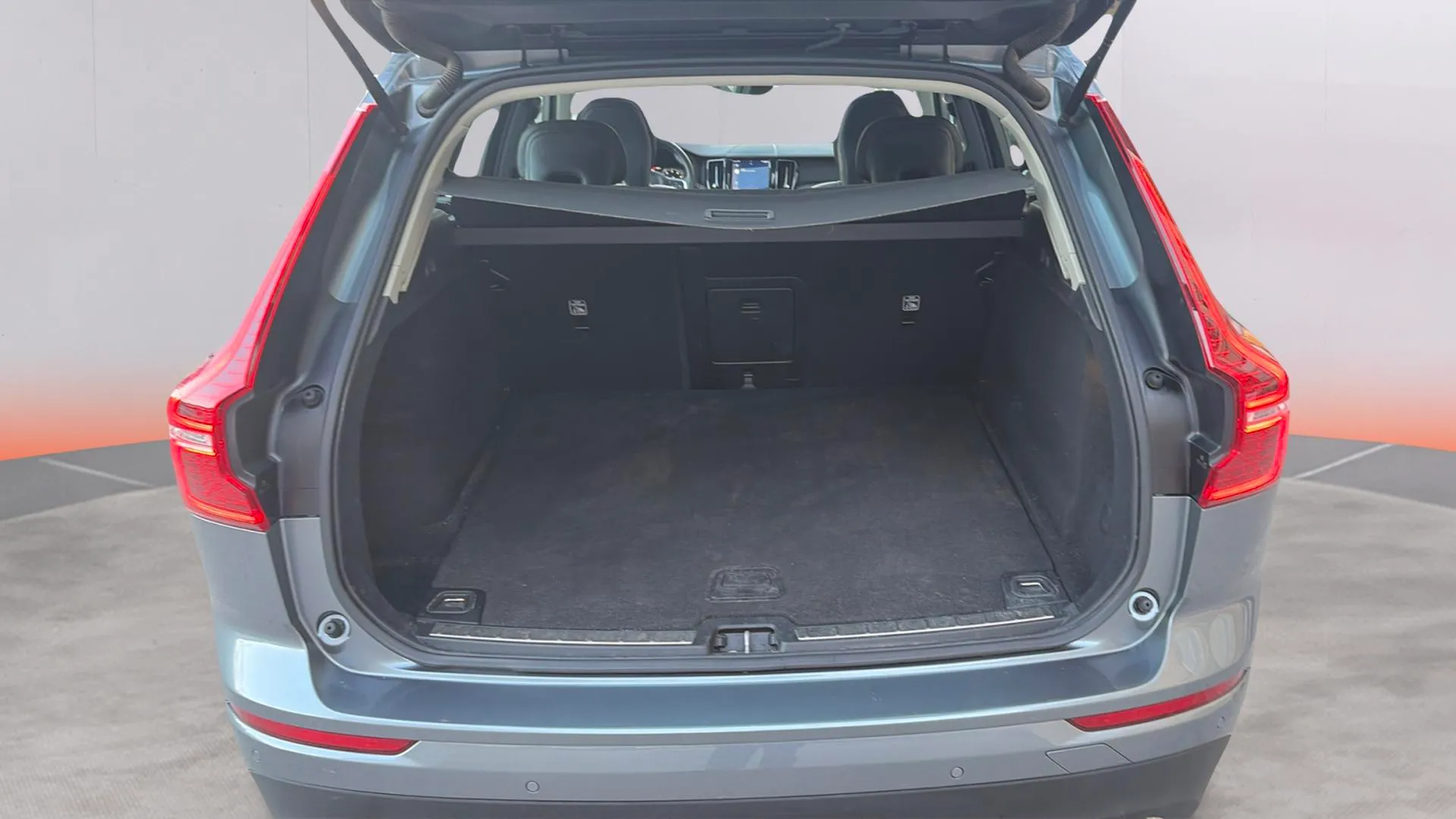 Volvo XC60 2.0 T5 AWD Inscription - foto 12