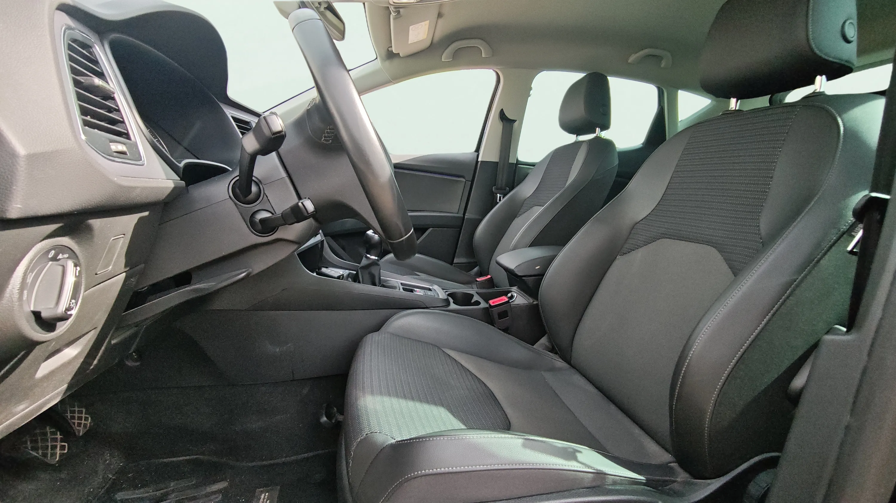 SEAT León 1.4 TSI ACT Xcellence Plus - foto 7