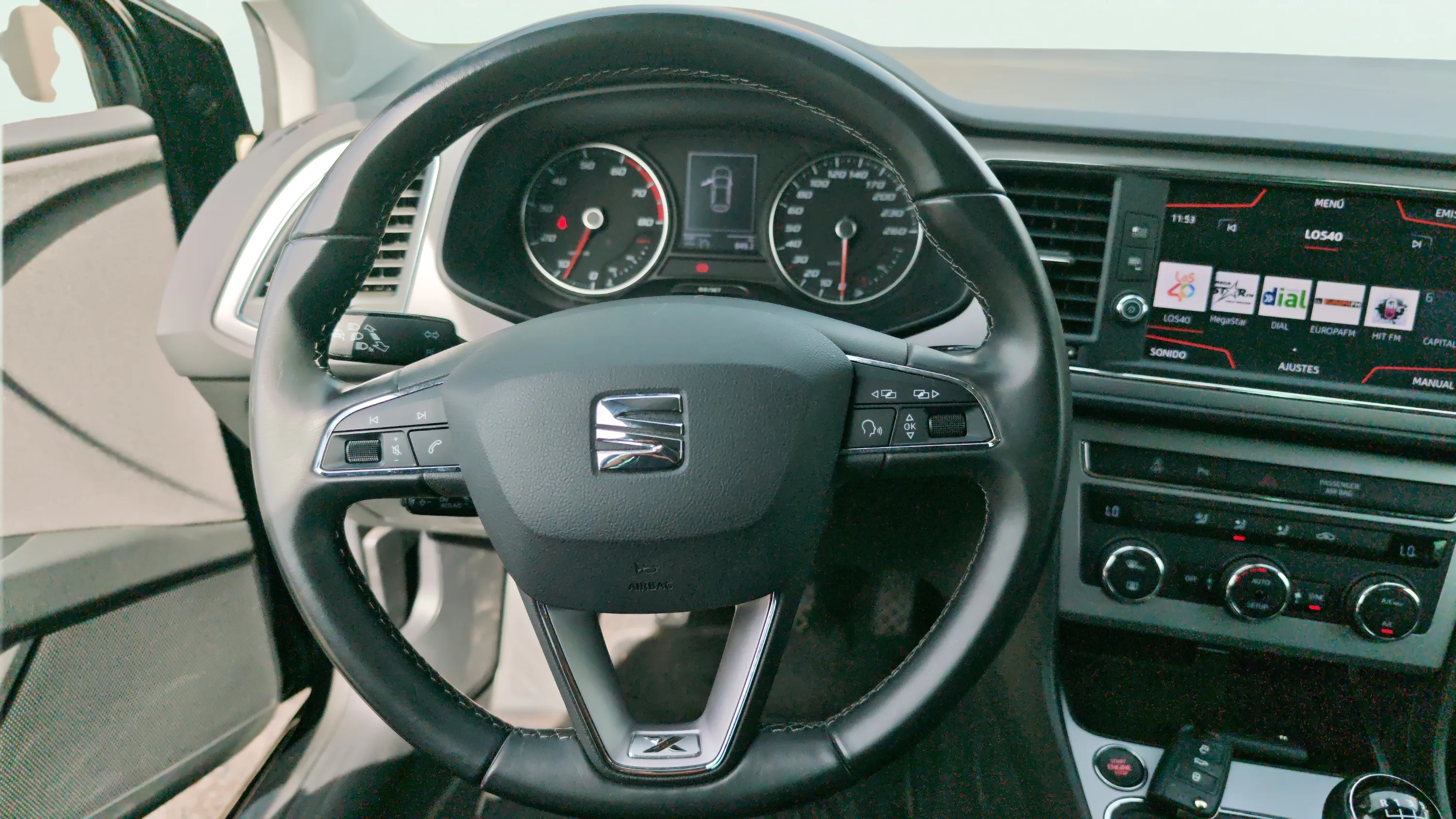 SEAT León 1.4 TSI ACT Xcellence Plus - foto 9