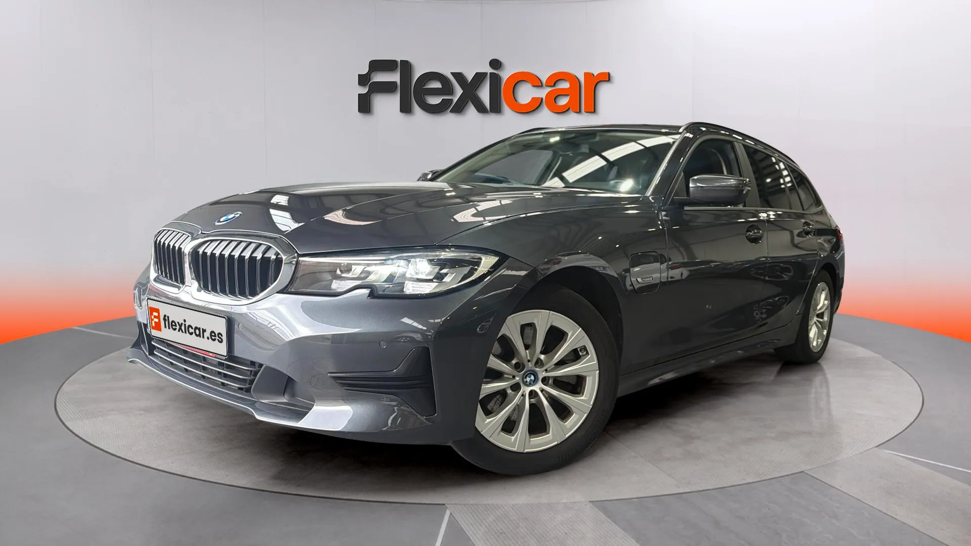 BMW Serie 3 330e xDrive Touring - foto 2