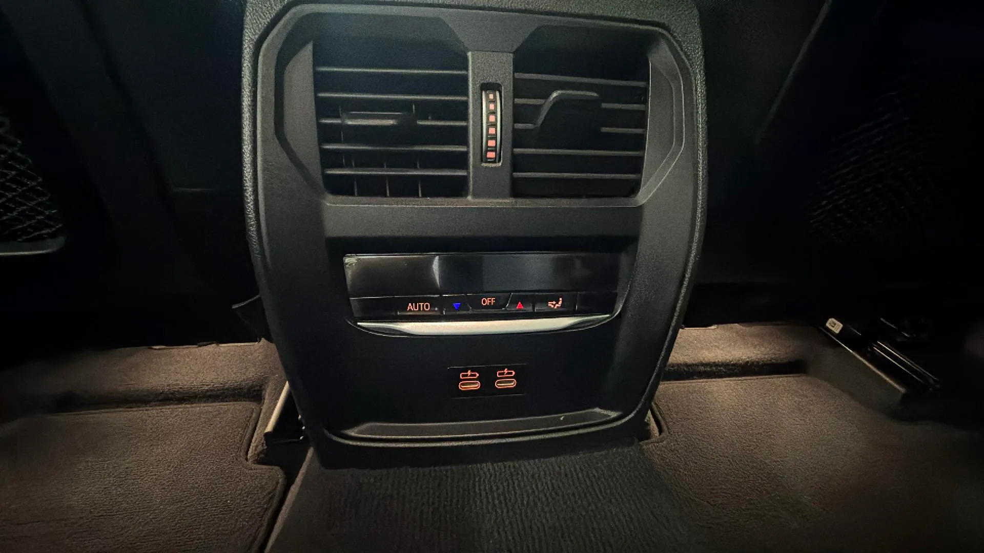 BMW Serie 3 330e xDrive Touring - foto 19
