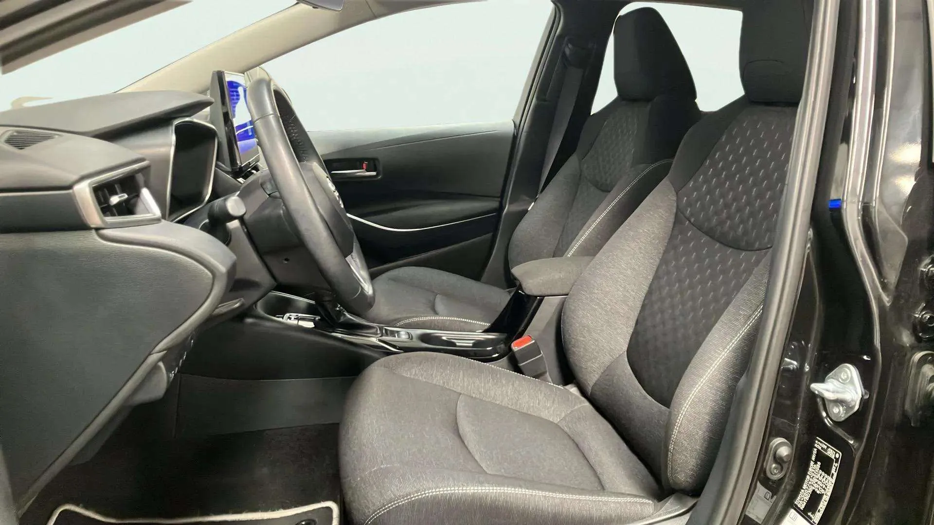 Toyota Corolla 140H Style - foto 12