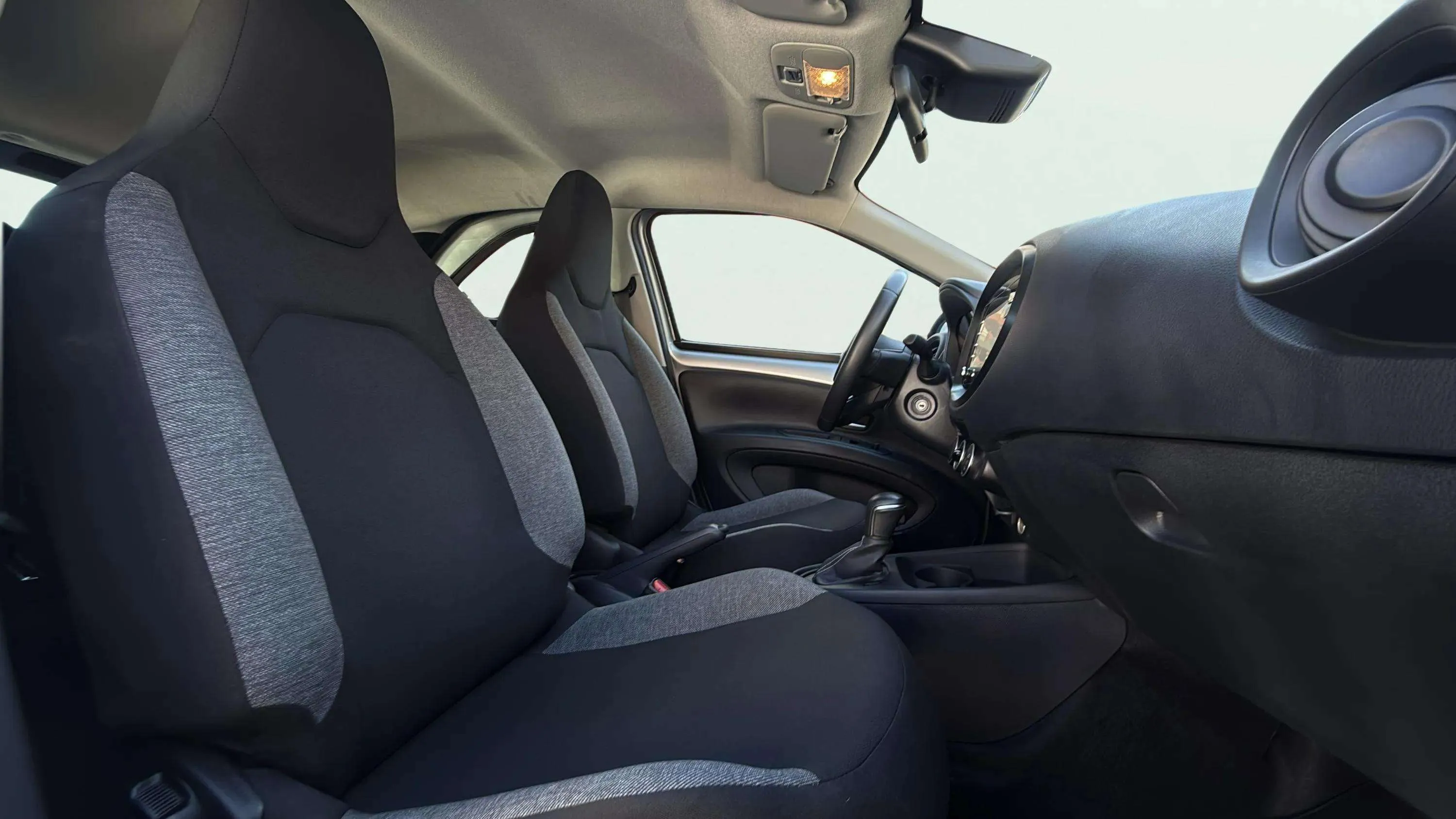Toyota Aygo X 1.0 VVT-I Like - foto 9