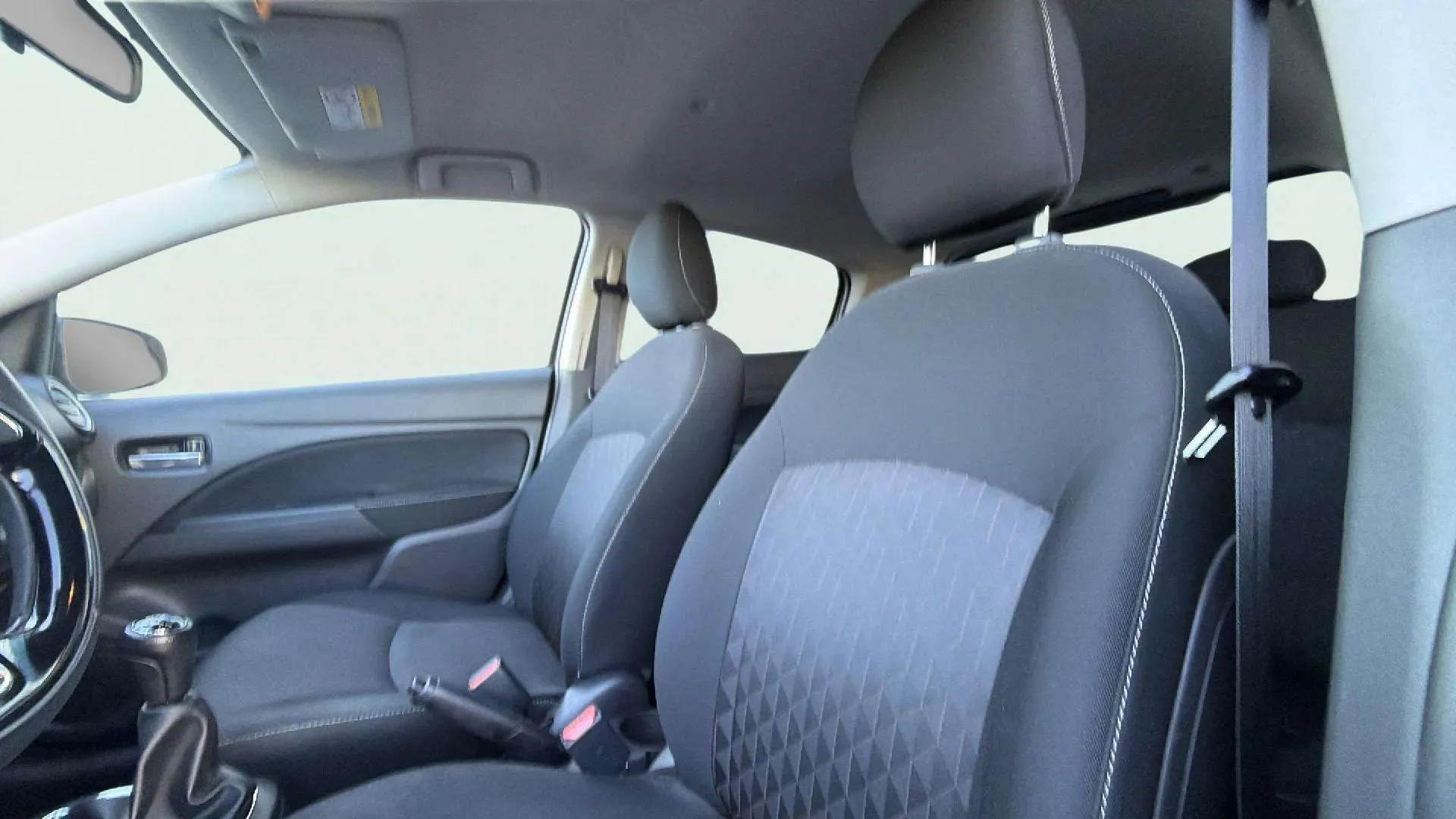 Mitsubishi Space Star 120 MPI Motion - foto 10