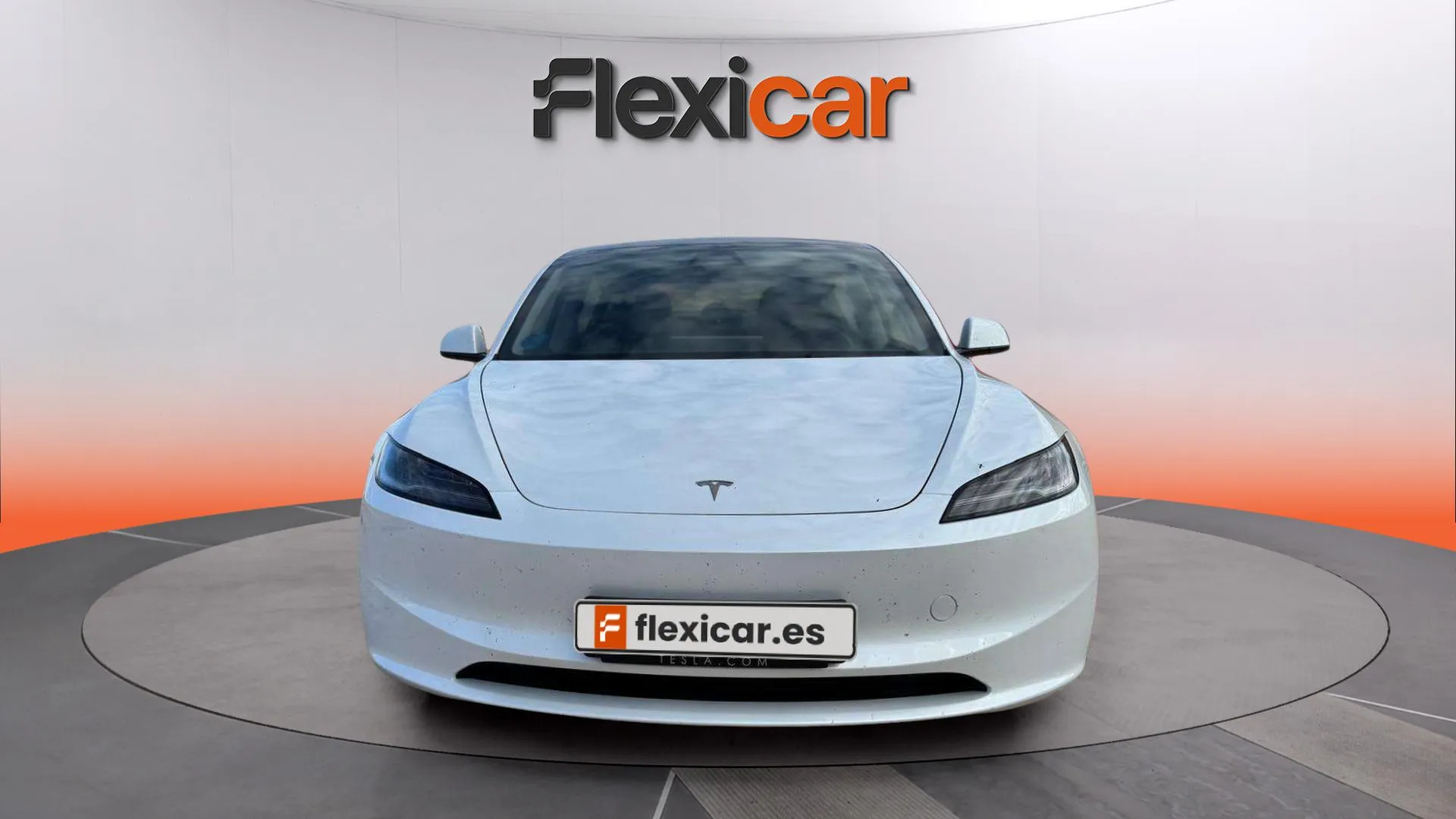 Tesla Model 3 RWD - foto 2