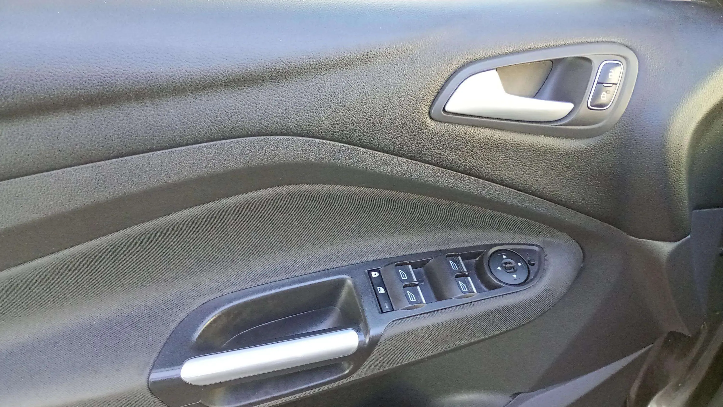 Ford C-Max 1.0 EcoBoost Business - foto 16