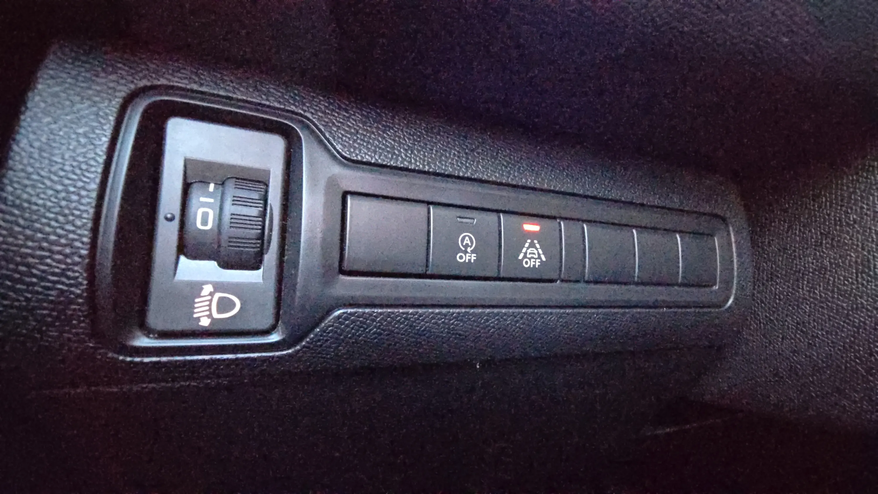 Peugeot 308 Business Line 1.5 BlueHDi - foto 18