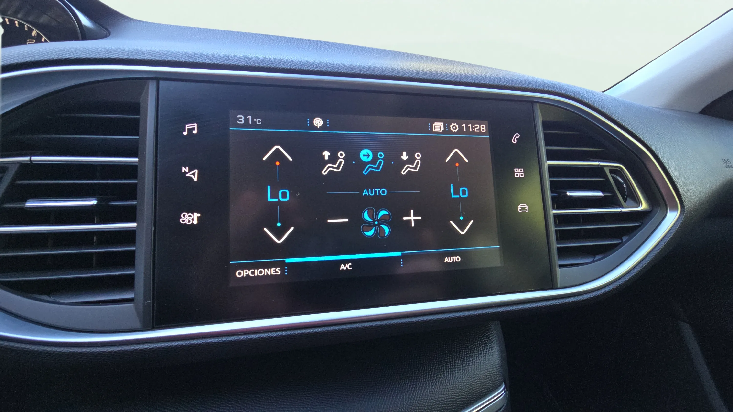 Peugeot 308 Business Line 1.5 BlueHDi - foto 16