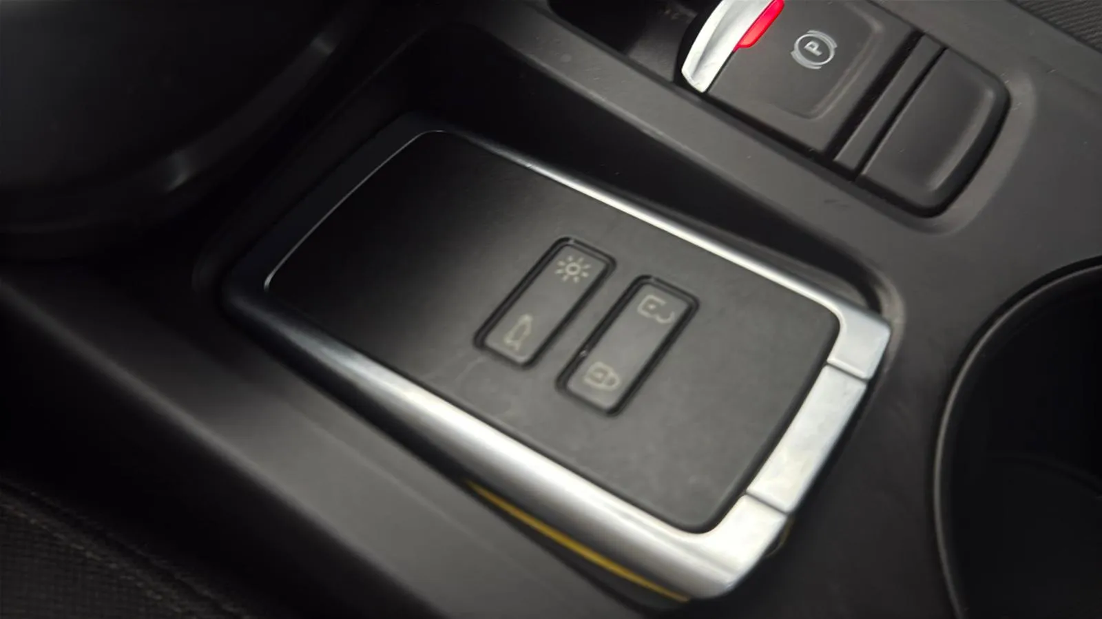 Renault Arkana Evolution TCe EDC mild hybr - foto 19
