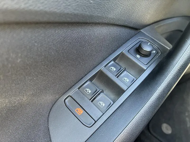 Škoda Kamiq 1.0 TSI DSG Ambition - foto 21