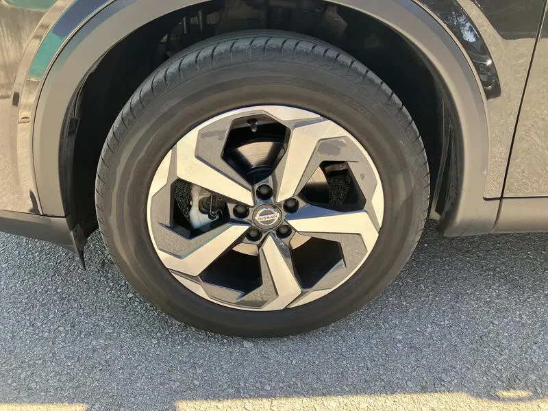 Nissan Qashqai DIG-T mHEV 4x2 N-GO - foto 30