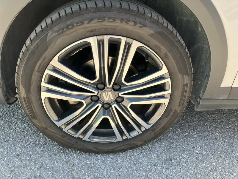 SEAT Arona 1.0 TSI Xperience Plus - foto 27