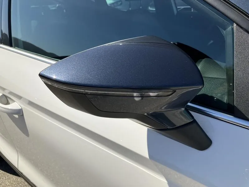 SEAT Arona 1.0 TSI Xperience Plus - foto 47