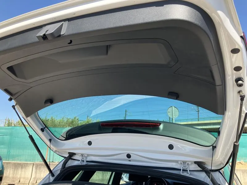 SEAT Arona 1.0 TSI Xperience Plus - foto 37
