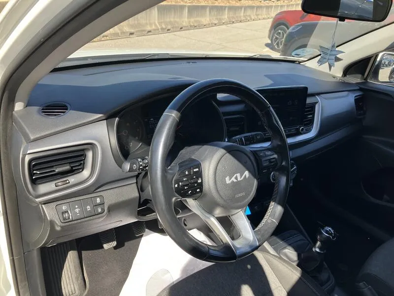 Kia Stonic 1.2 DPi Concept - foto 10