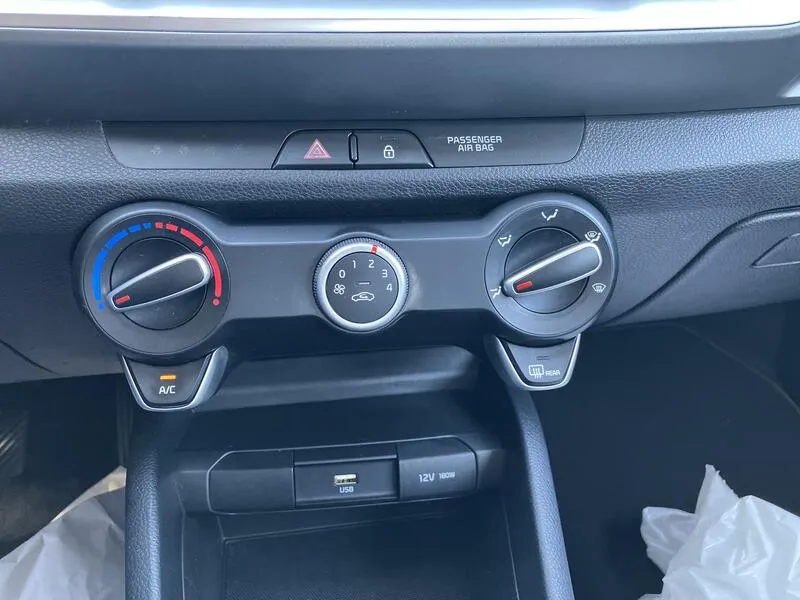 Kia Stonic 1.2 DPi Concept - foto 19