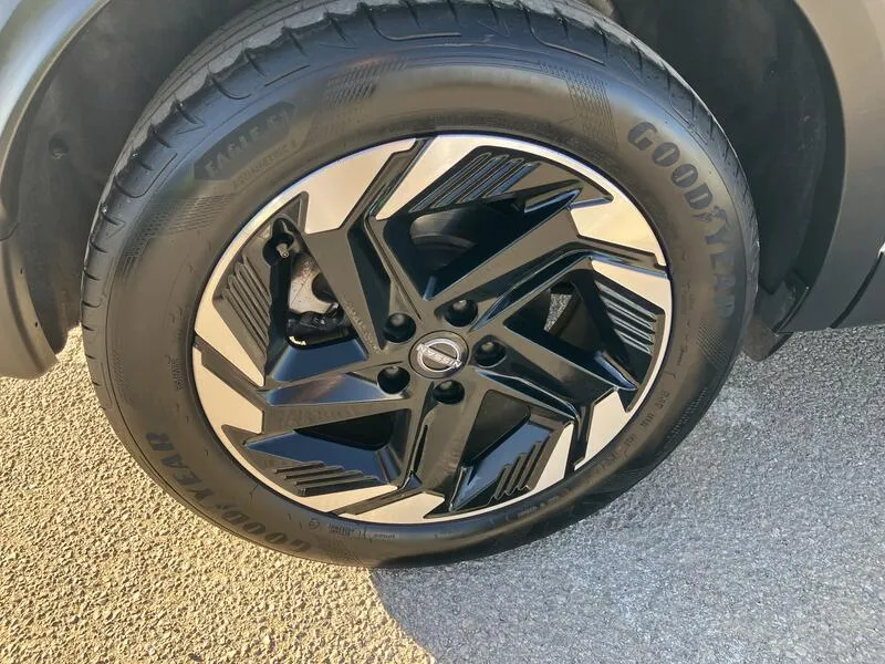 Nissan Qashqai DIG-T mHEV CVT 4x4 N-Connecta - foto 31