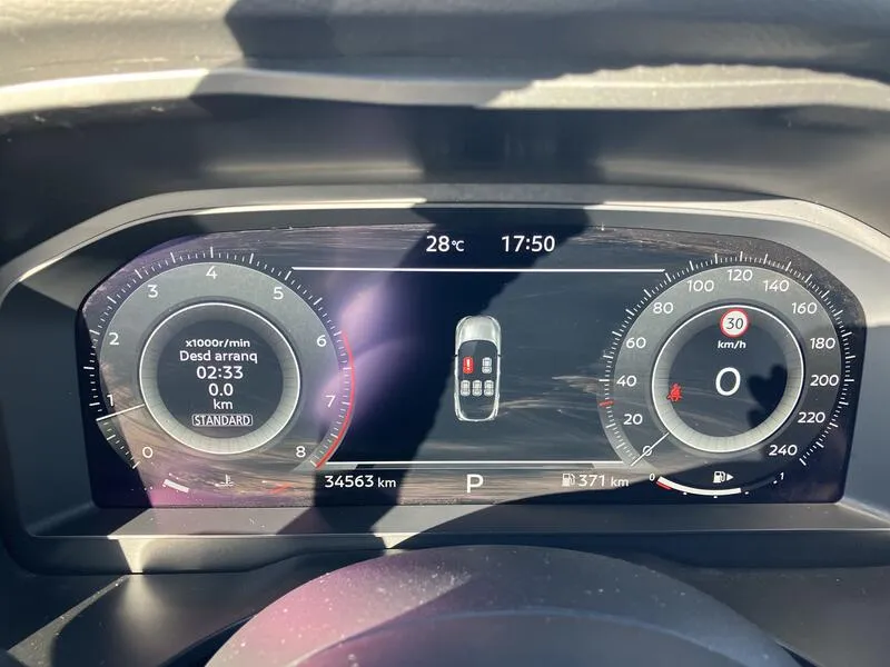 Nissan Qashqai DIG-T mHEV CVT 4x4 N-Connecta - foto 17