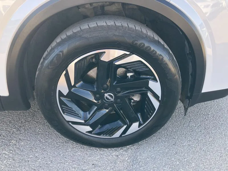 Nissan Qashqai DIG-T mHEV CVT 4x4 N-Connecta - foto 34