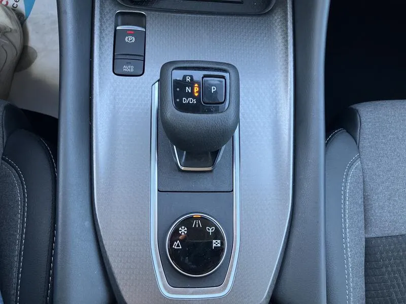 Nissan Qashqai DIG-T mHEV CVT 4x4 N-Connecta - foto 22