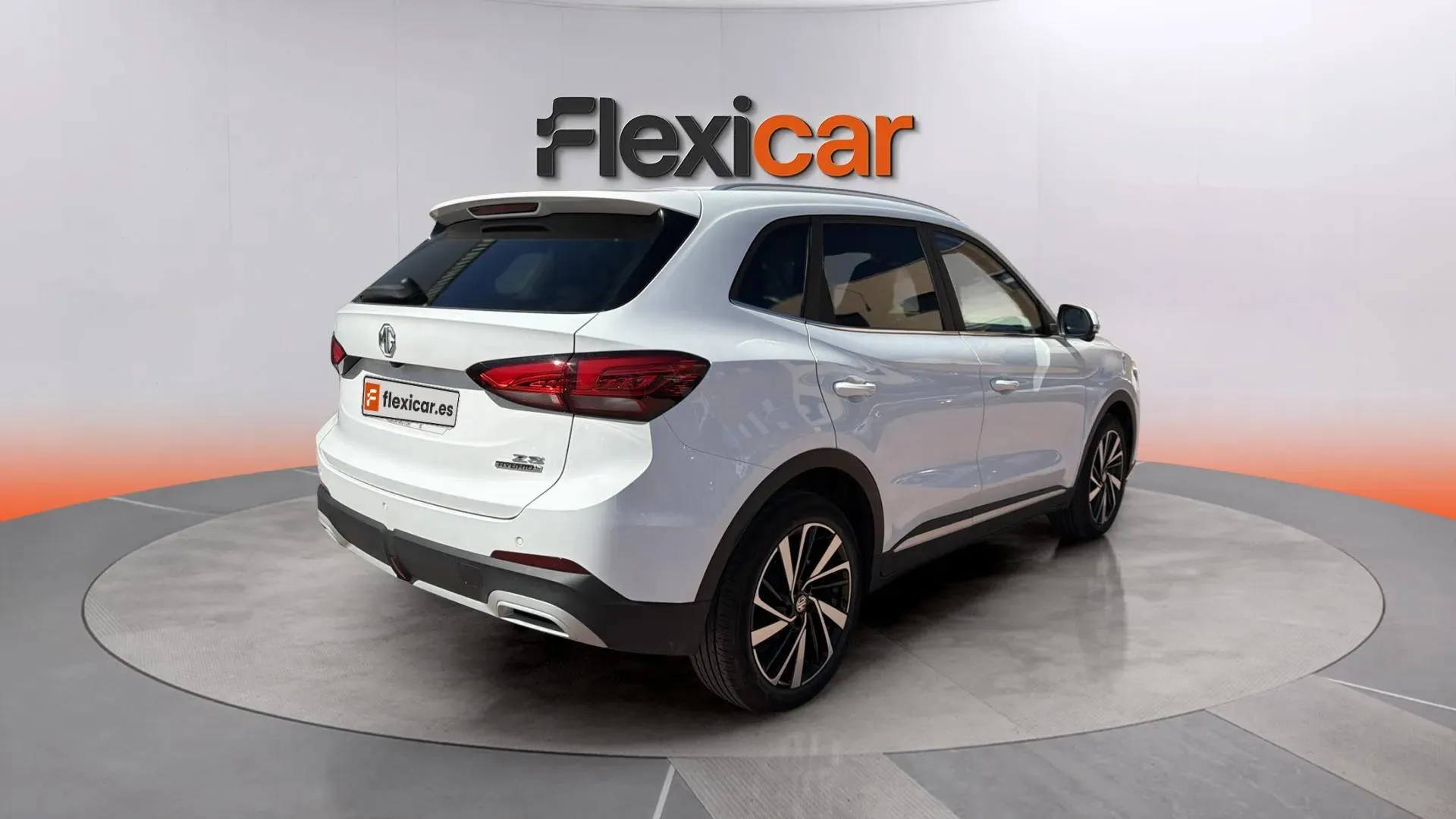 MG ZS Hybrid+ Luxury - foto 4