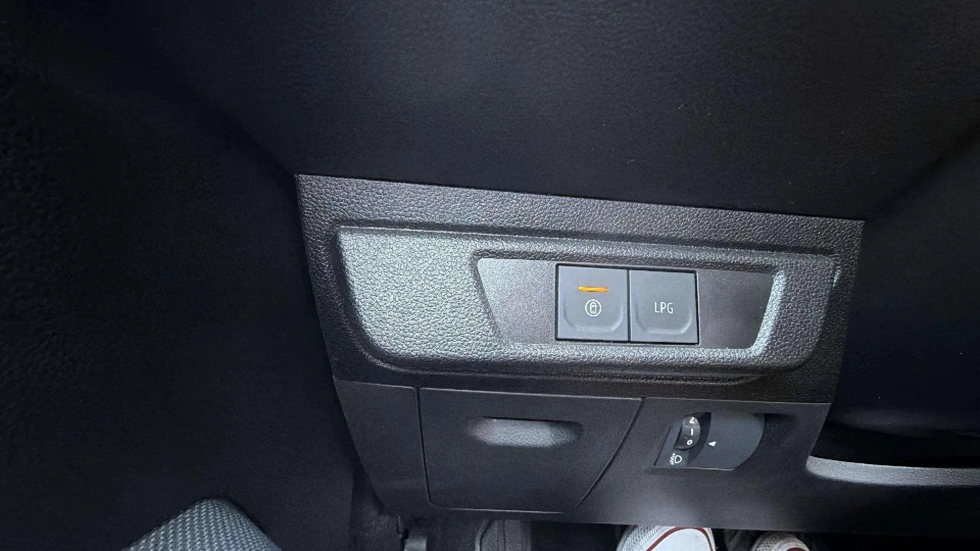Dacia Sandero Stepway Essential ECO-G - foto 28